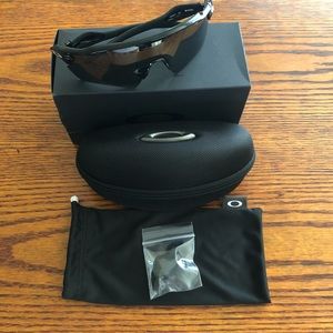 Oakley men’s polarized sunglasses